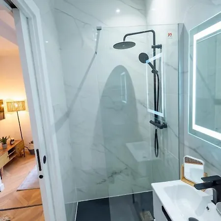 Apartment Superbe Studio Plage/ Promenade Des Anglais 101 *